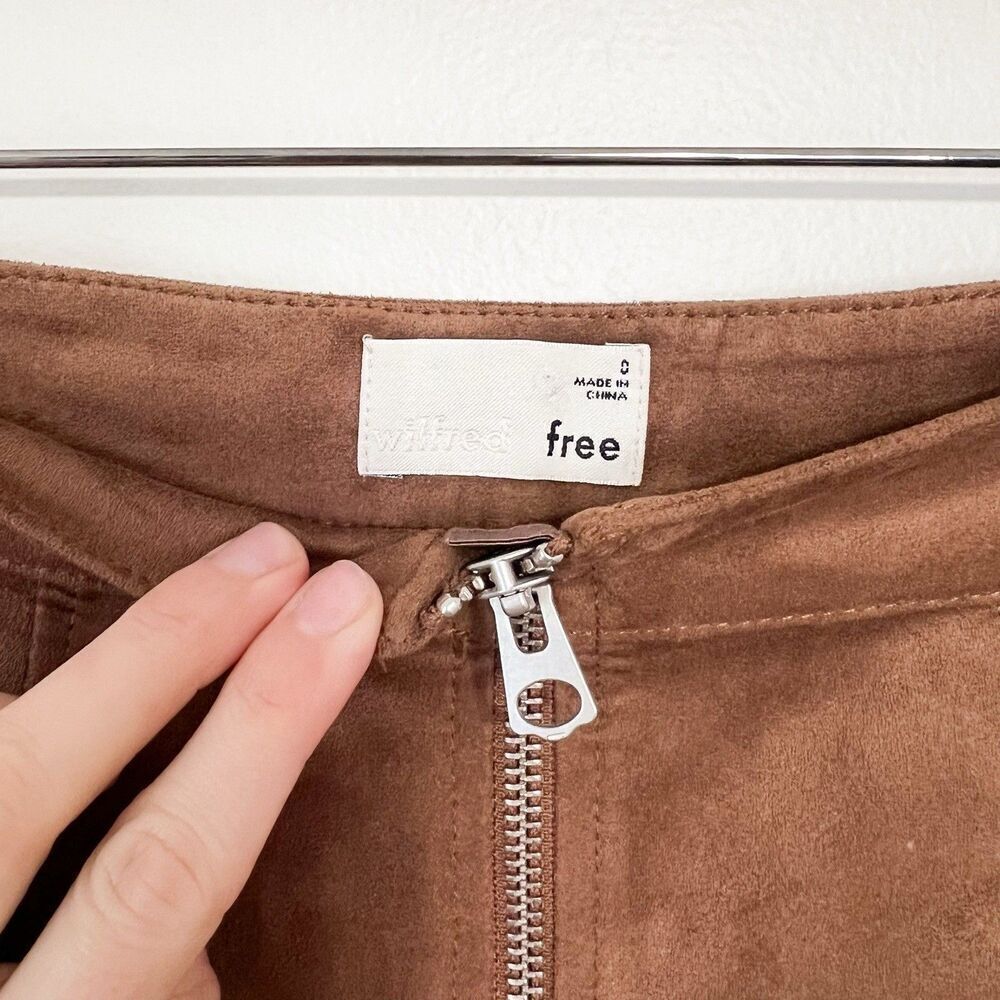 Aritzia Wilfred Free Leah Faux Suede Mini Skirt Size 0 Camel Brown Cognac - Picture 3 of 9